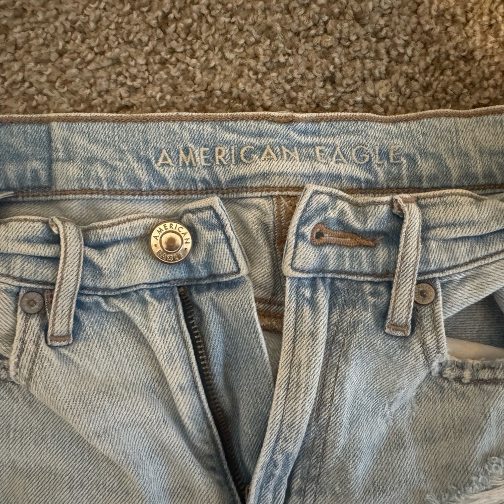 American Eagle Outfitters Straight Leg Everyday Jeans
